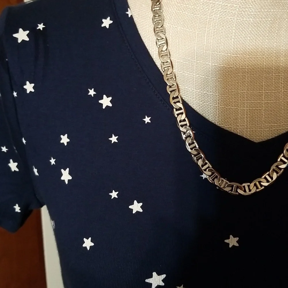 Ladies crew neck top. Small - Picture 2 of 6